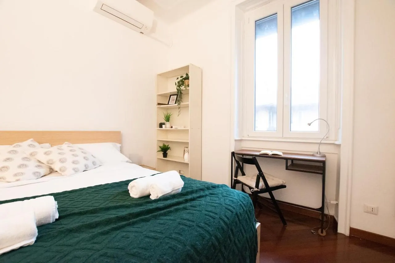 I Host Apartment - Bazzini 9 Milan