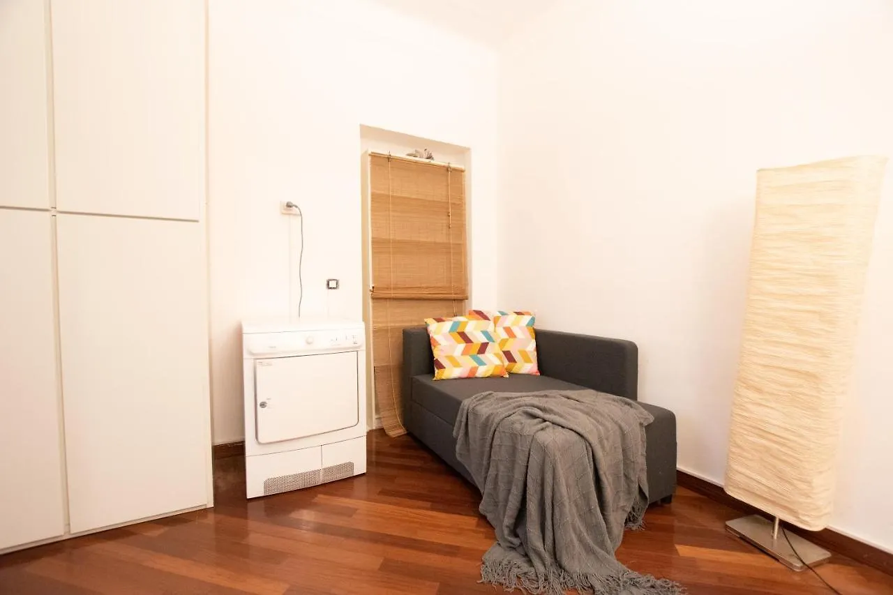 I Host Apartment - Bazzini 9 contacts